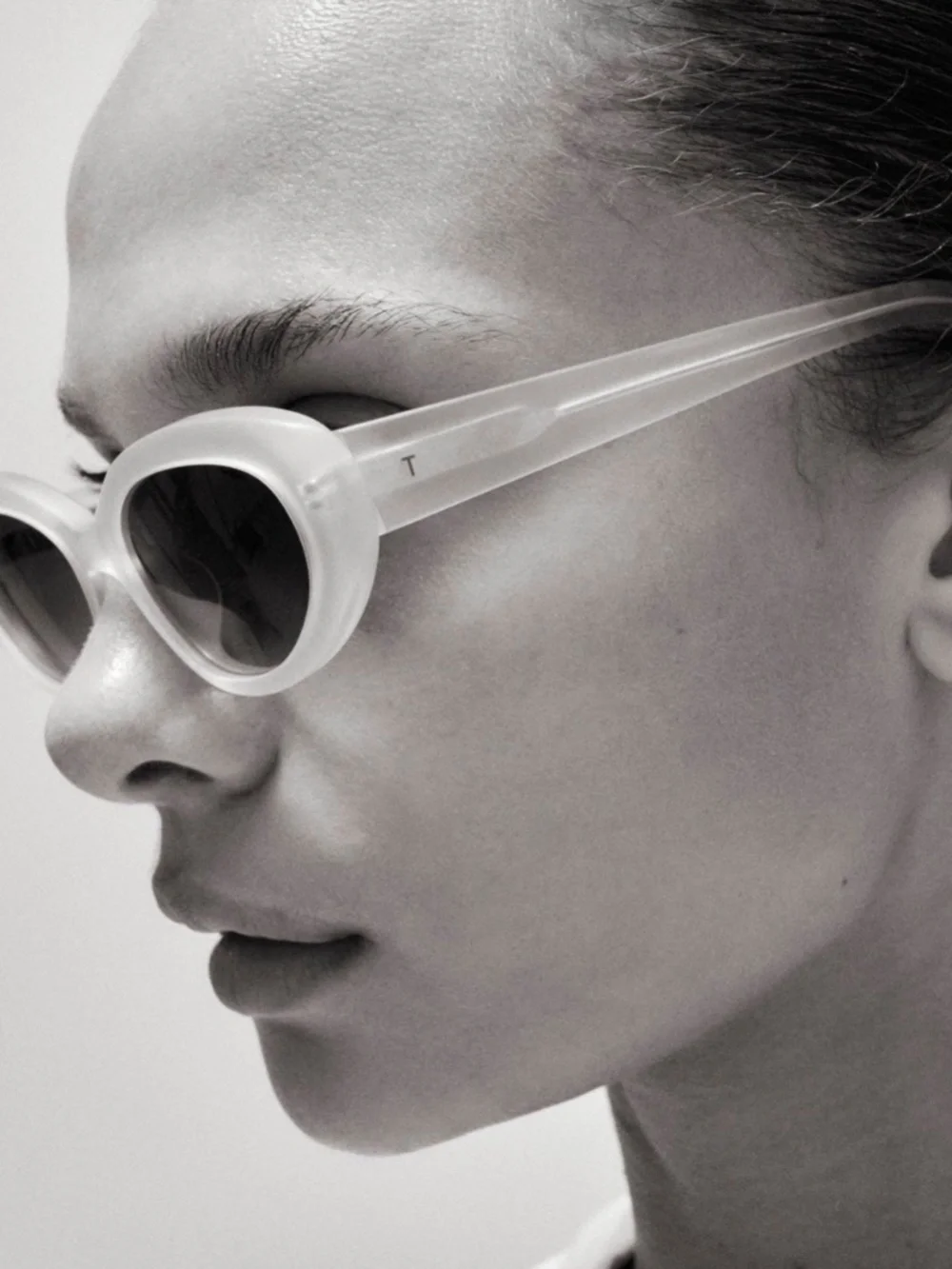 THISTLES the coco pearl sunglasses NEW